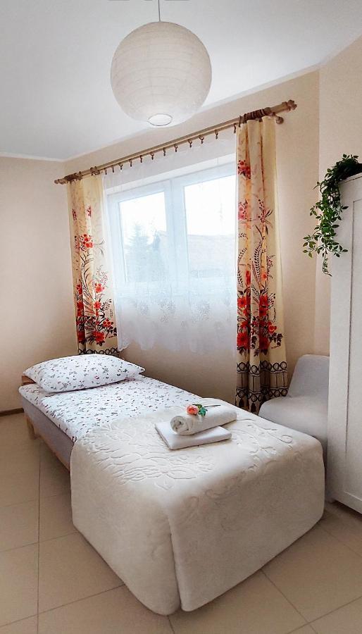 Apartamenty Gorki Male Tuszyn Exterior foto