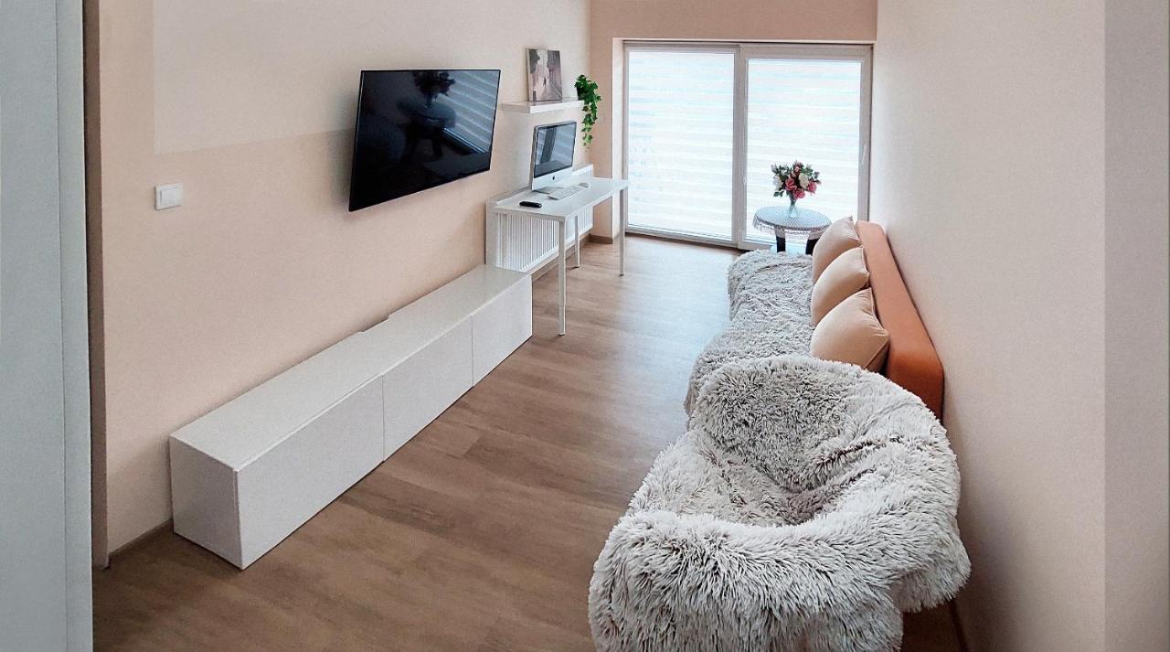 Apartamenty Gorki Male Tuszyn Exterior foto