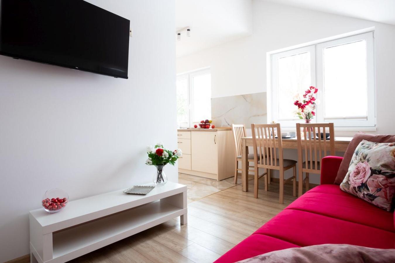 Apartamenty Gorki Male Tuszyn Exterior foto